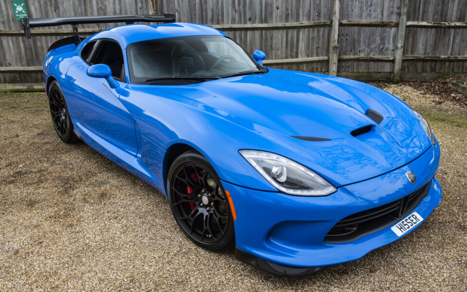 Dodge Viper GT 2016 with huge specification.